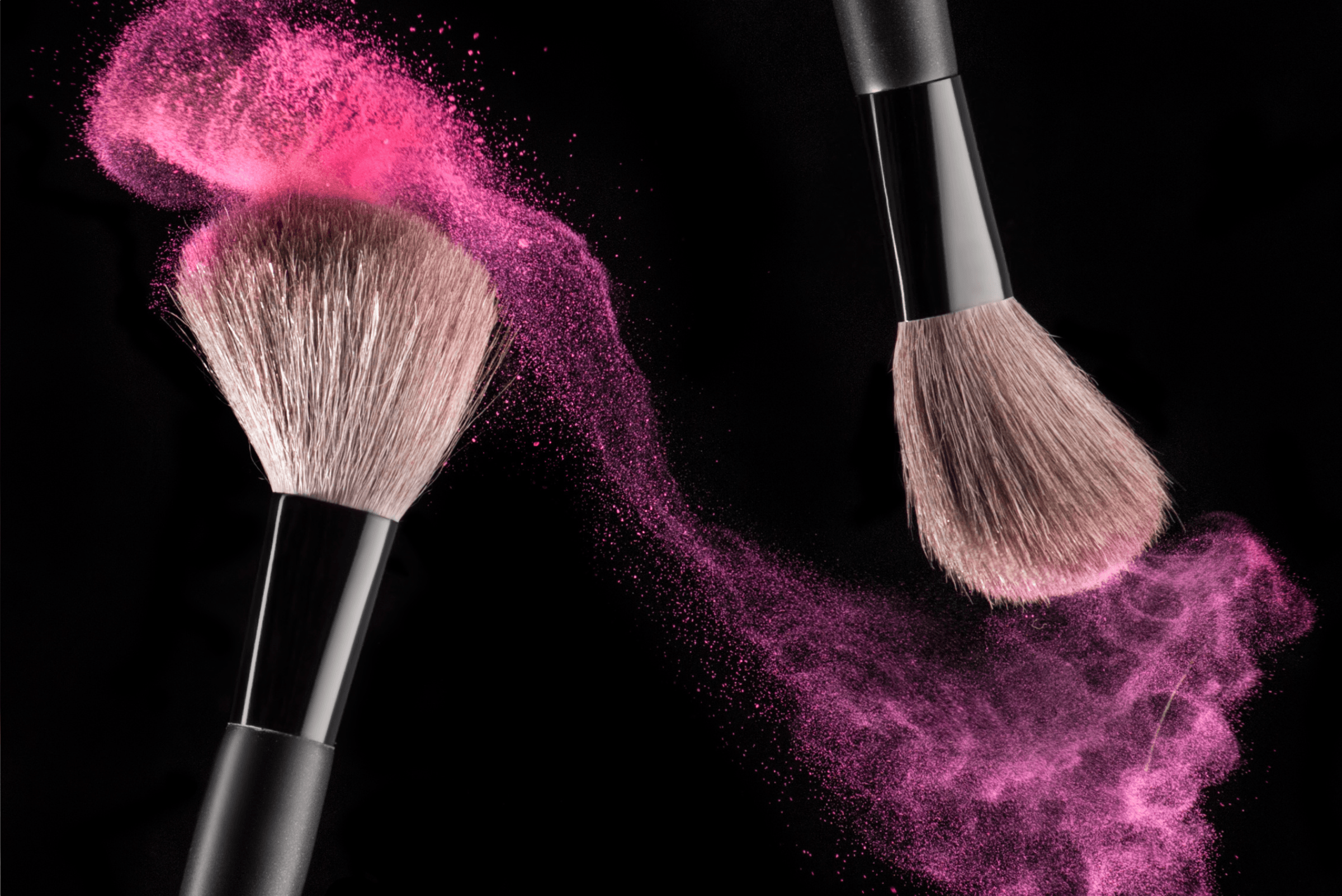 Profesjonalny pędzel do makijażu w salonie Metamorfoza Maków Mazowiecki